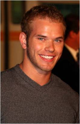 Kellan Lutz-Emmet Cullen